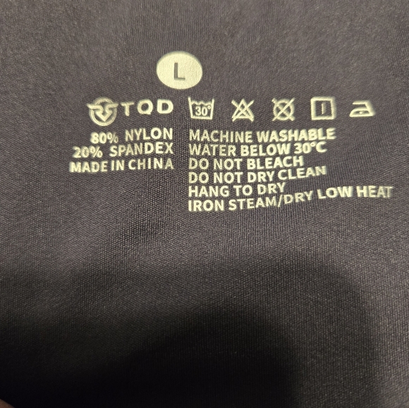 TQD Cropped Racerback Tank Set - Picture 2 of 7